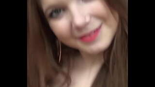 Franse femèl jèn timoun POV nan dèyè ak de mesye Franse femèl jèn timoun POV nan dèyè ak de mesye