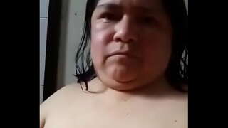 Madura no cuarto de baño