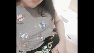 Sluty adolescente grava un vídeo para o seu pai