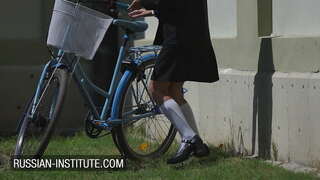 Ang mga batang mag-aaral na nais ng higit pa ng kanyang mga guro