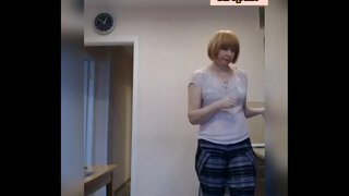 ���ป็น exhibitionist