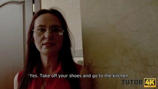 TUTOR4K. הבחור לא יודע את כל הסקס טריקים, אבל יש כדי לספק את המורה