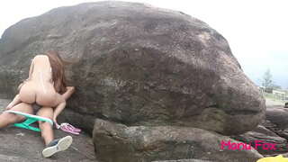 Born di Man Fox parto na sin condón na playa públiko